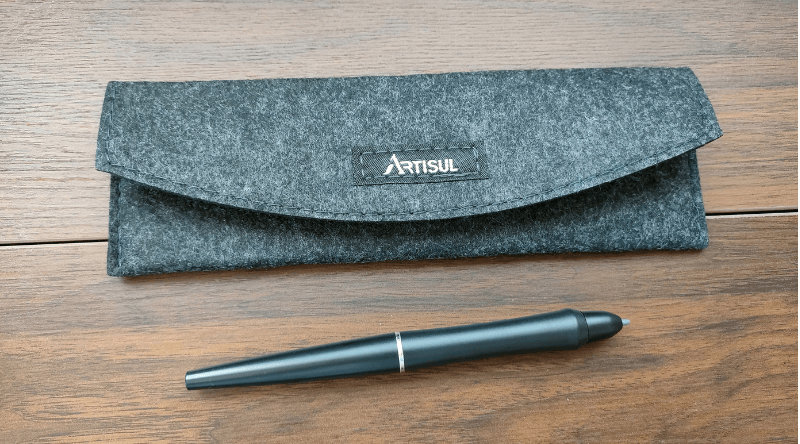 【Artisul M0610Pro】ペンケース
