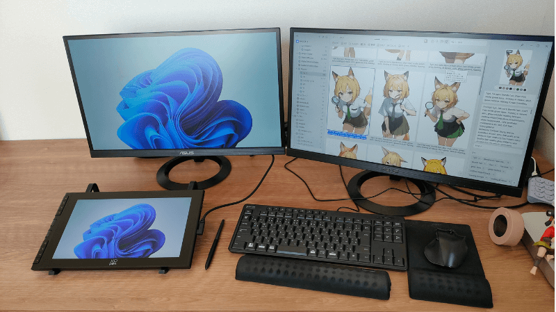 XPPen Artist 12 3rd を設置したデスク